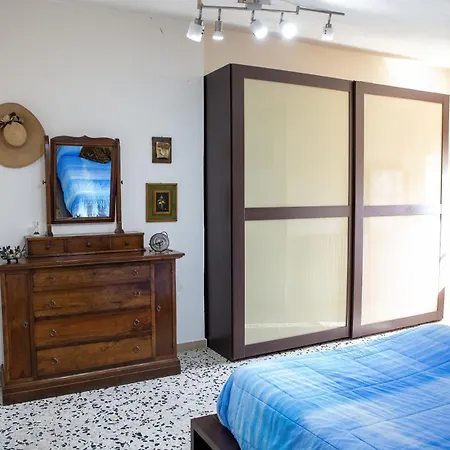 La Casa Del Sole A Due Passi Dal Mare !free Parking! Apartman *